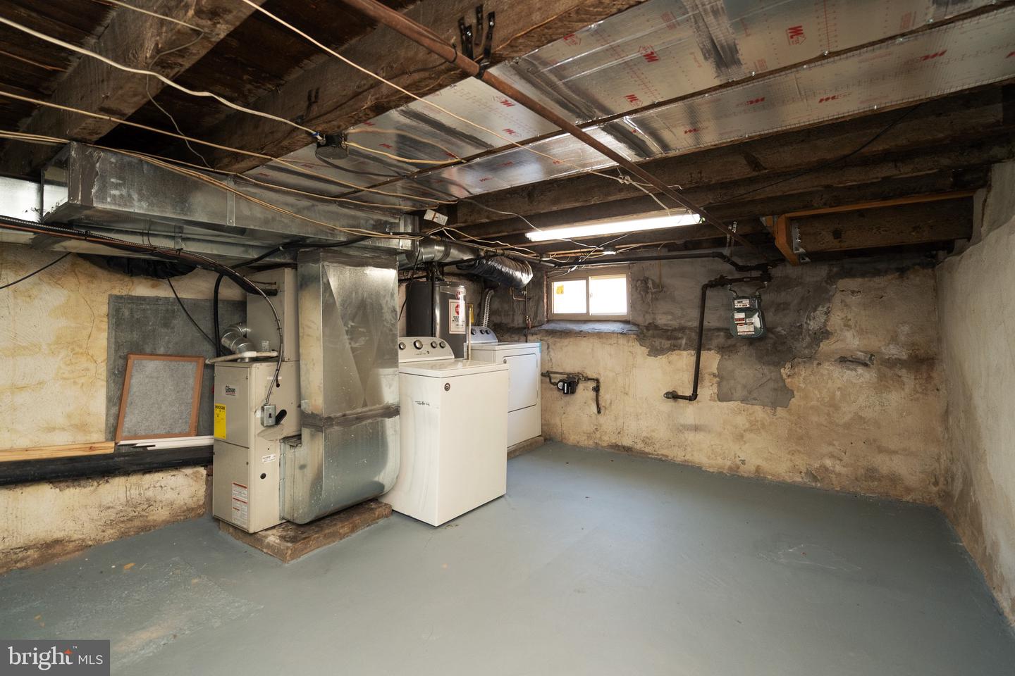 225 Tree St Property Photo 19