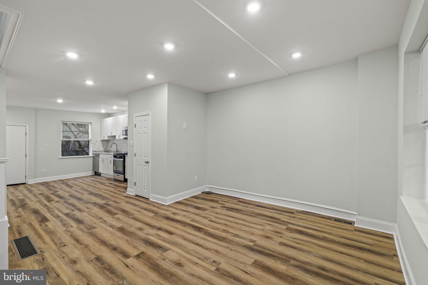 1024 S Ithan St Property Photo 4