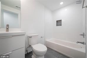 727 N 39th St #1 Property Photo 7
