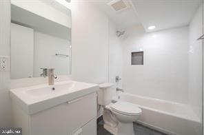 727 N 39th St #1 Property Photo 8