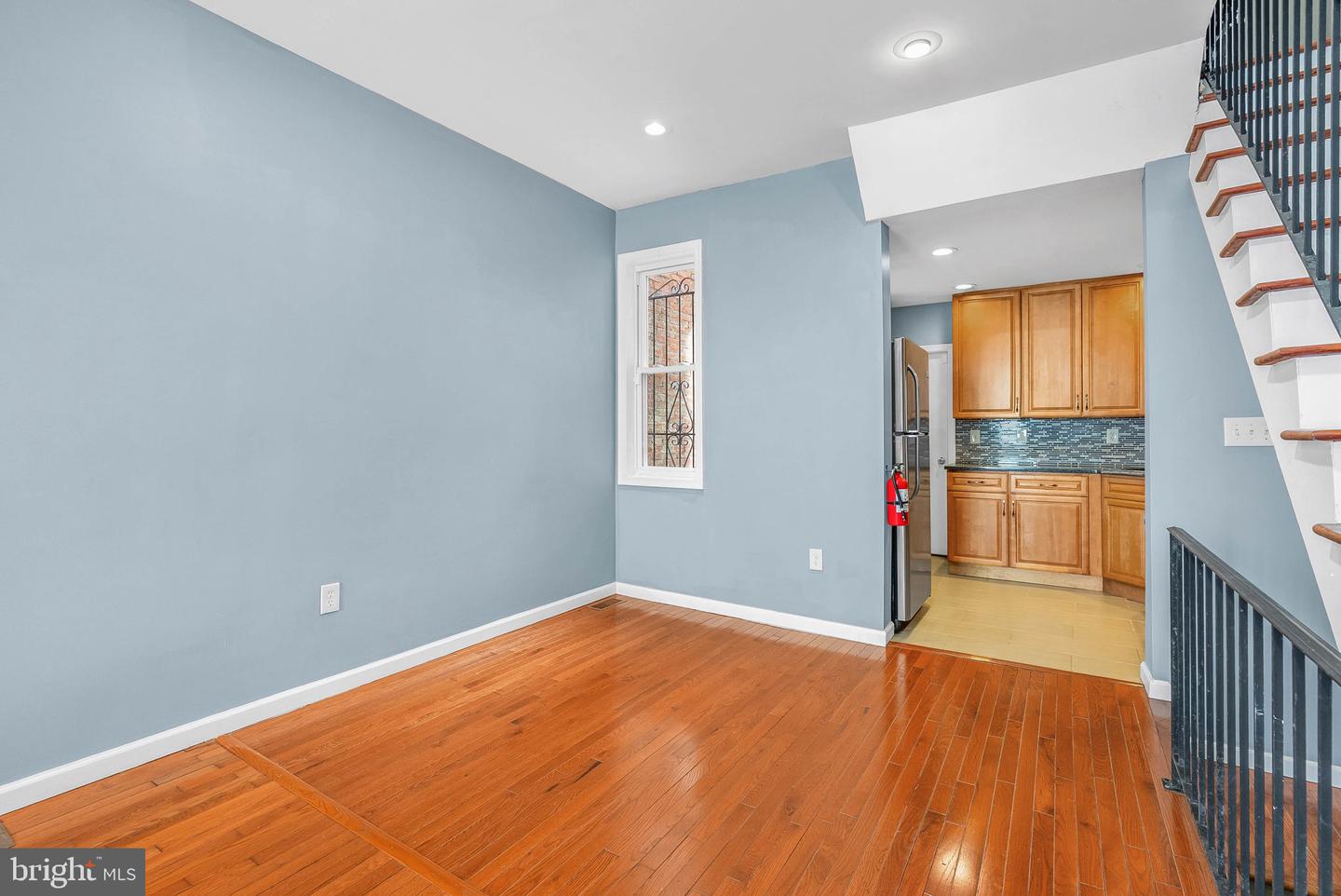 1824 W Wilt St Property Photo 5