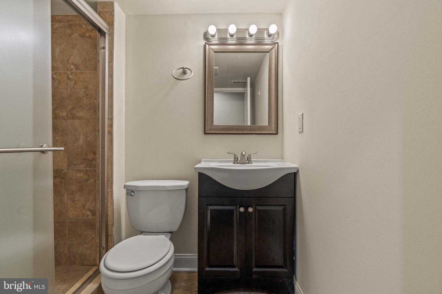 1724 W Master St #c Property Photo 10