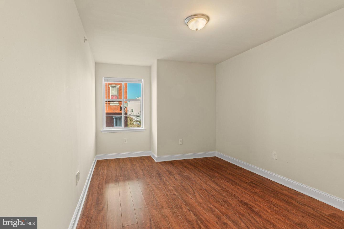 1724 W Master St #c Property Photo 14