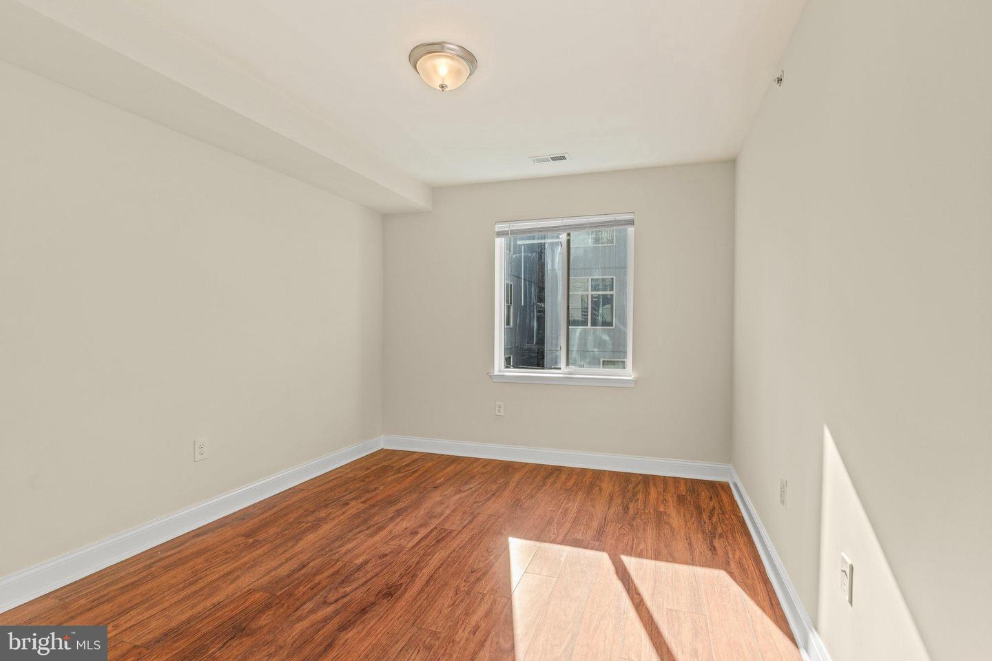 1724 W Master St #c Property Photo 22