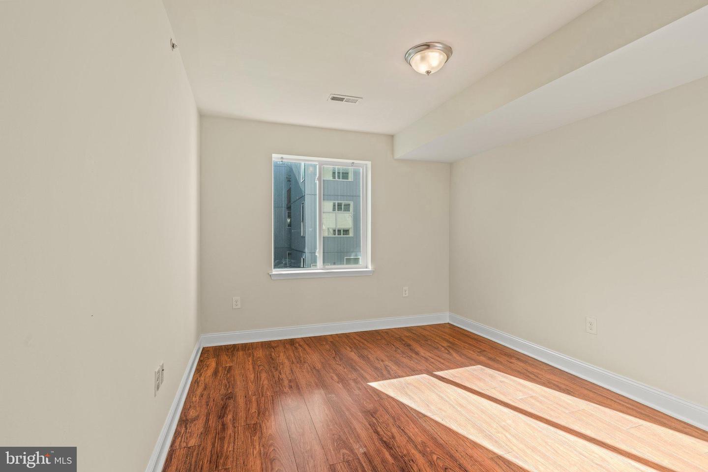 1724 W Master St #c Property Photo 23