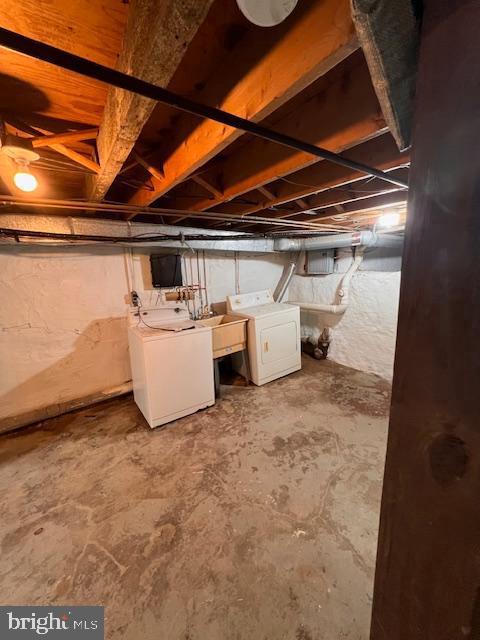 2710 N Taylor St Property Photo 7