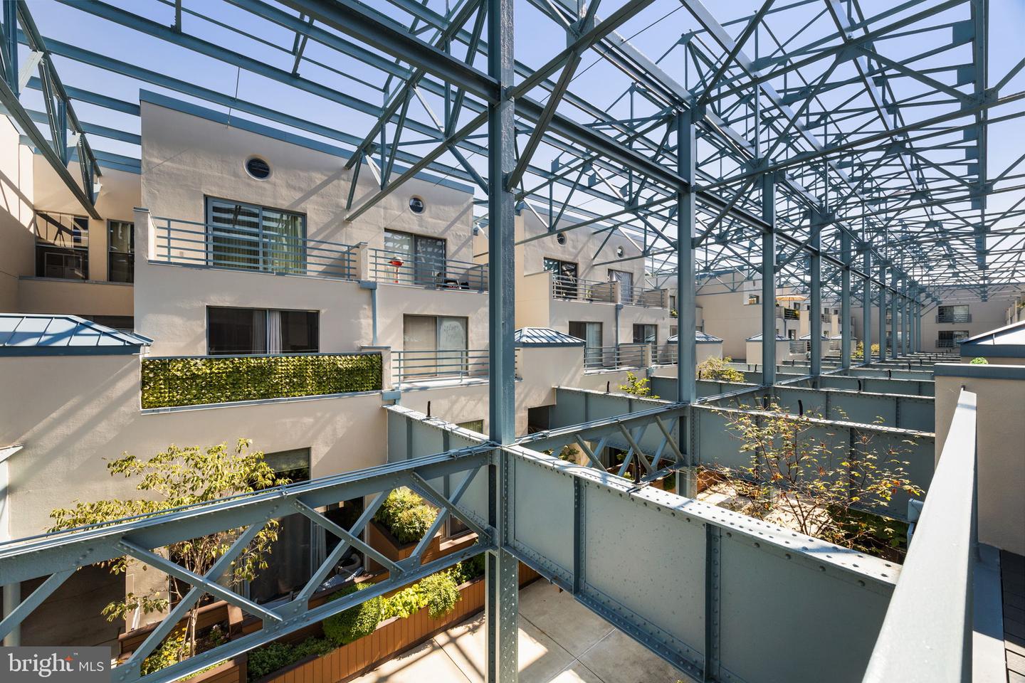 3 N CHRIS COLUMBUS BLVD #PL236 Property Photo 1