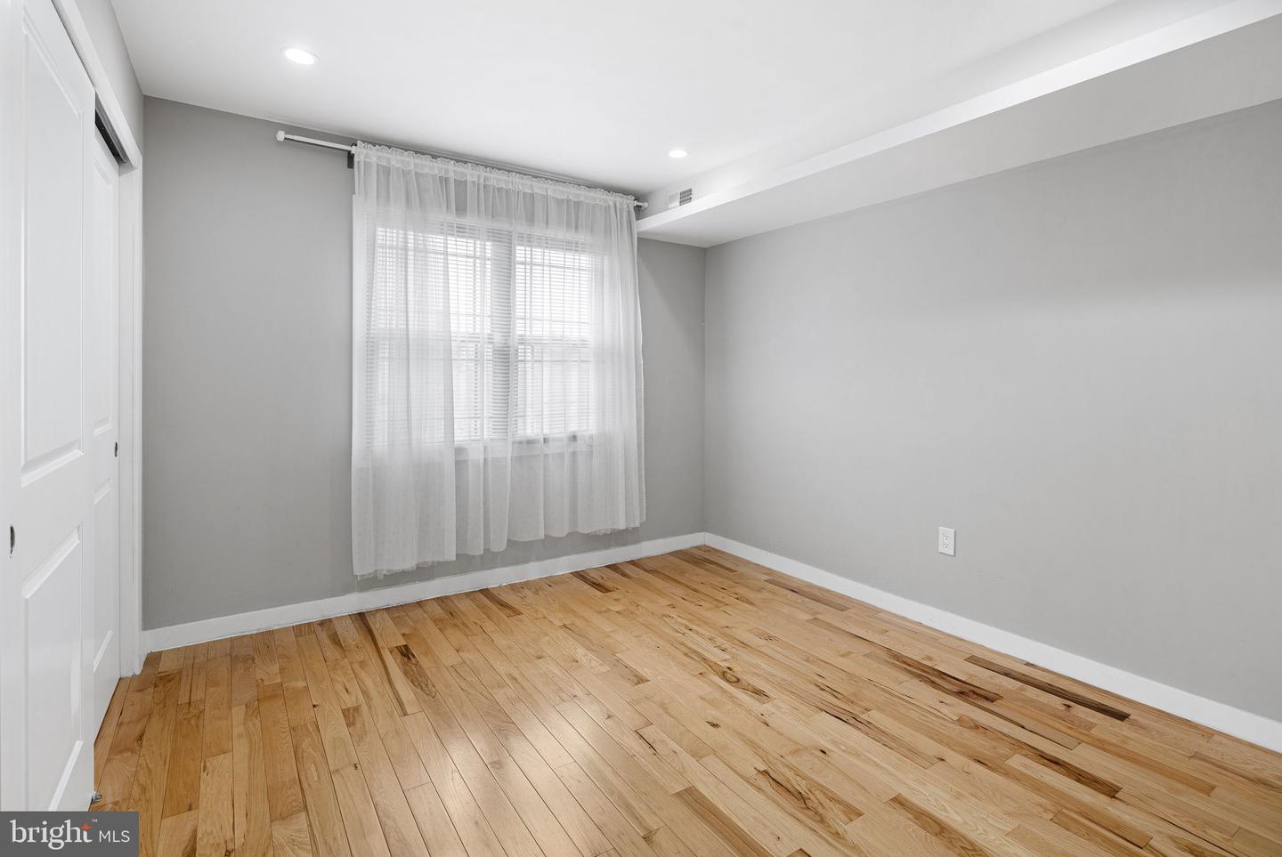 126 Tasker St Property Photo 15