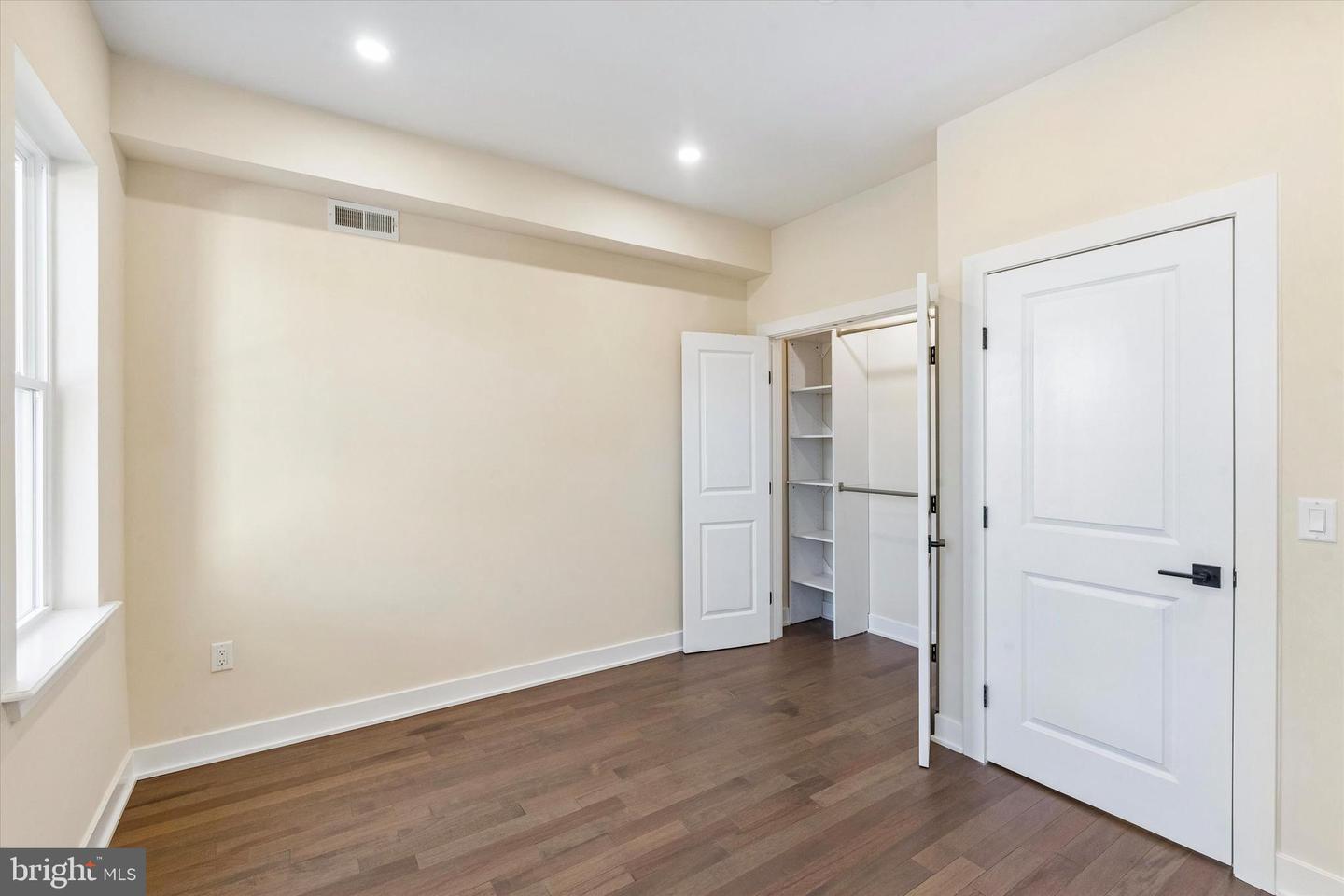 2625 Wilder St Property Photo 15