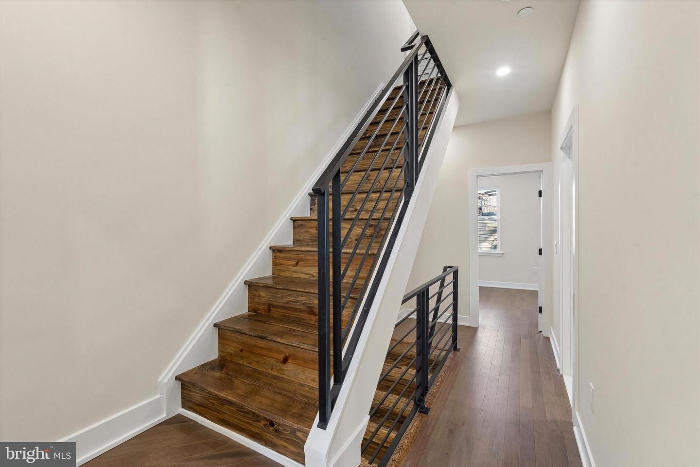 2625 Wilder St Property Photo 18