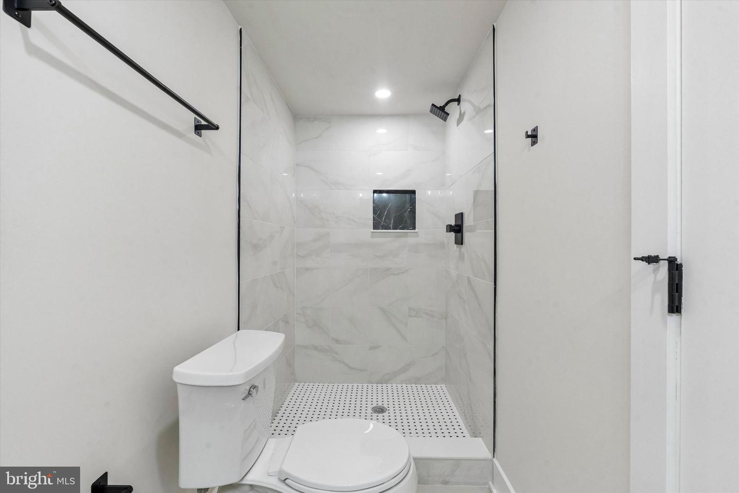 2625 Wilder St Property Photo 28