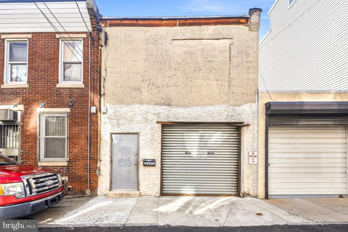 2659 Collins St Property Photo 10