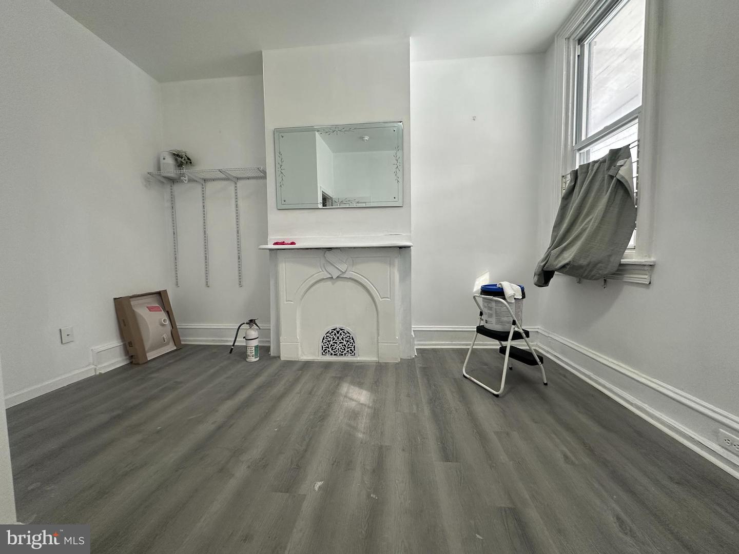 3843 Baring St Property Photo 6