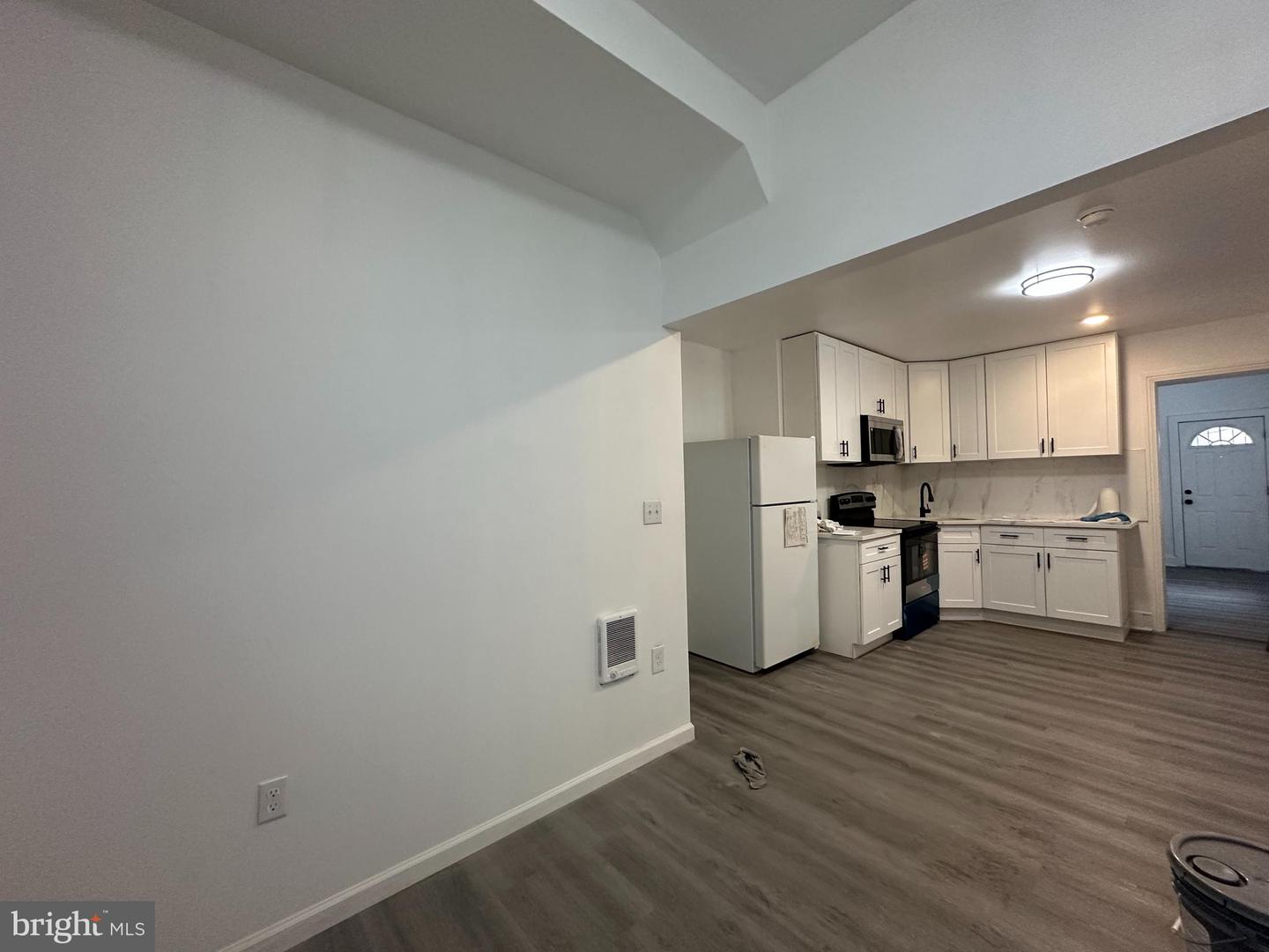 3843 Baring St Property Photo 10