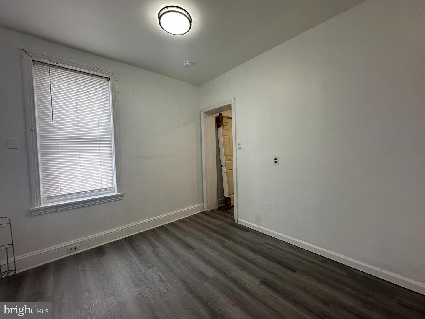 3843 Baring St Property Photo 13