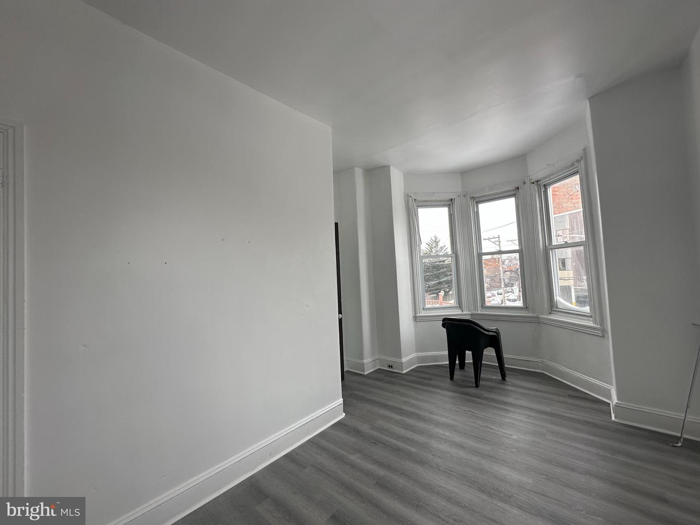 3843 Baring St Property Photo 24