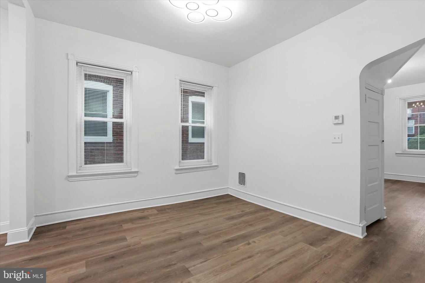 412 Delmar St Property Photo 9