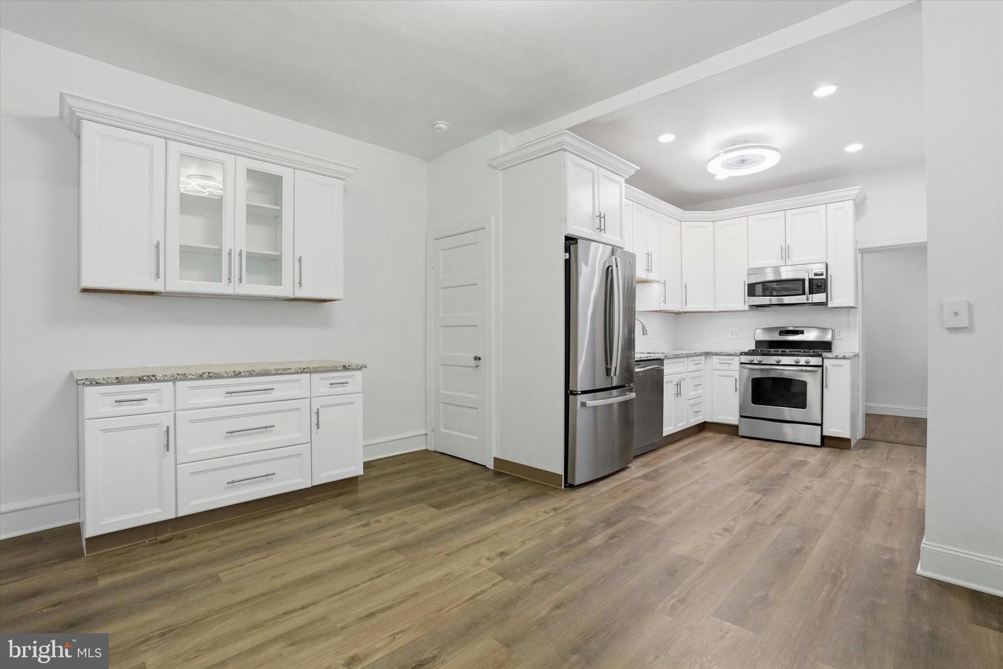 412 Delmar St Property Photo 11