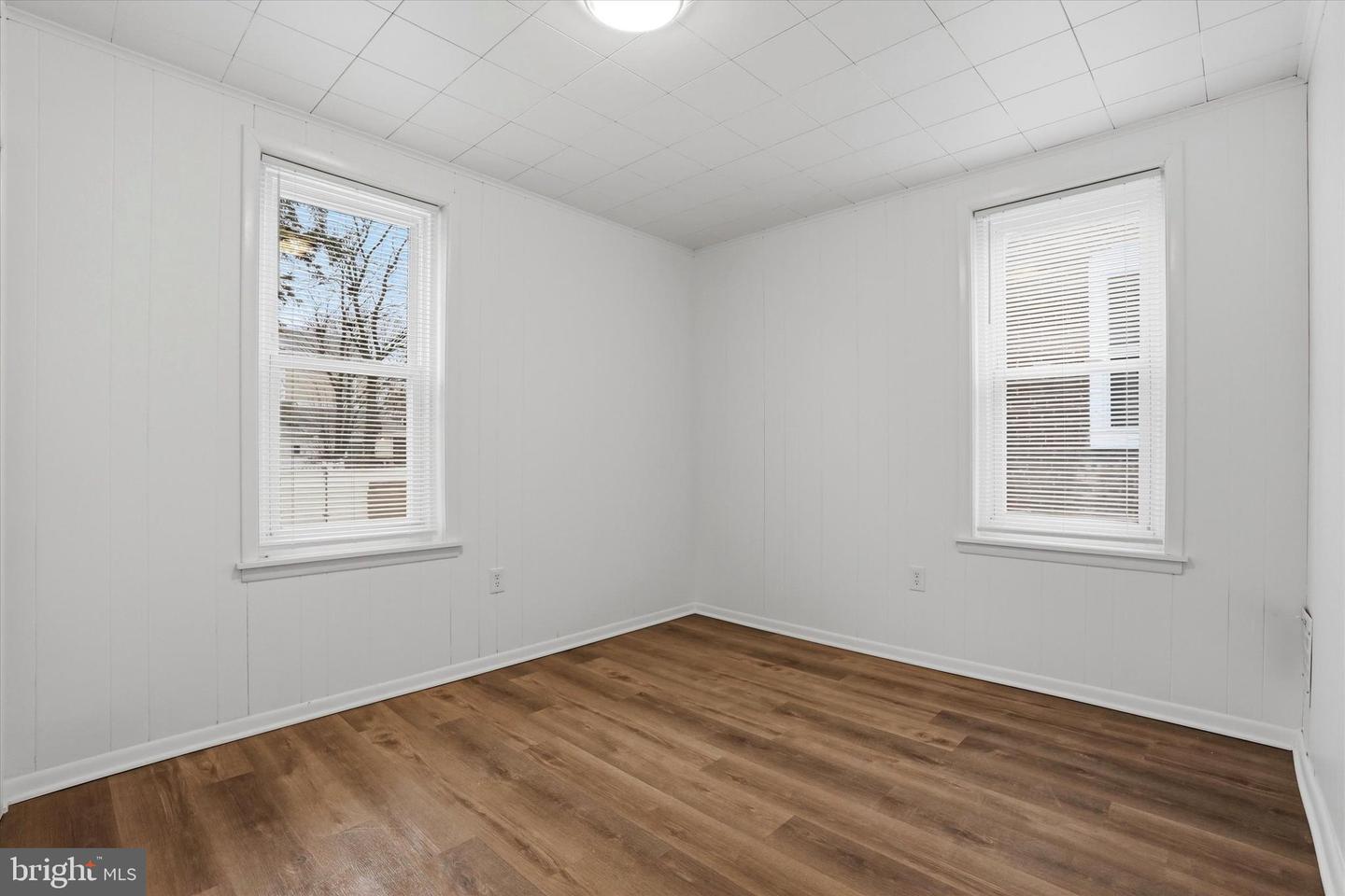 412 Delmar St Property Photo 28