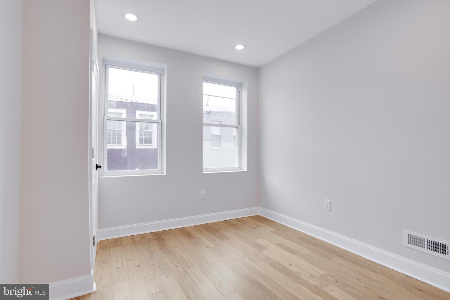 1820 S Ringgold St Property Photo 15