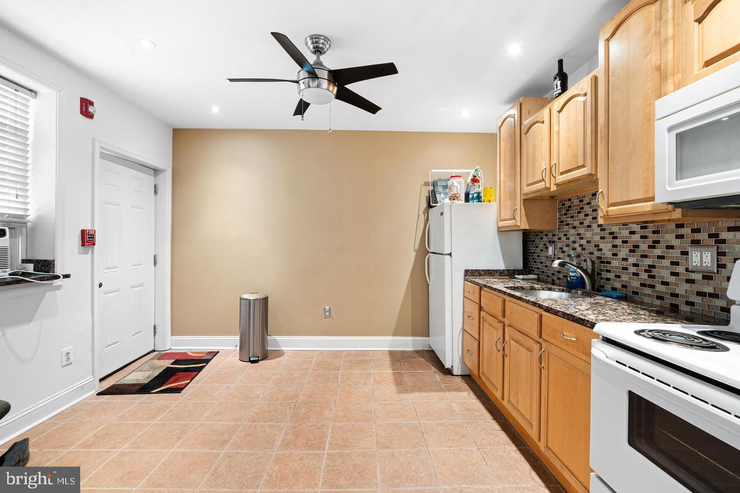 1301 W Moyamensing Ave Property Photo 17