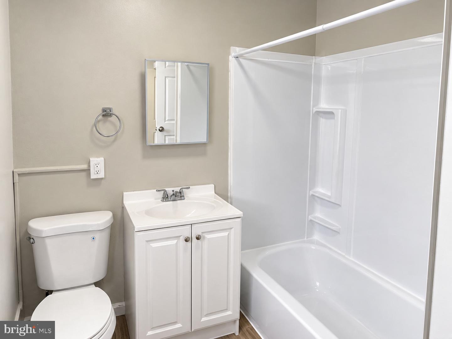 5416 Spring St Property Photo 10