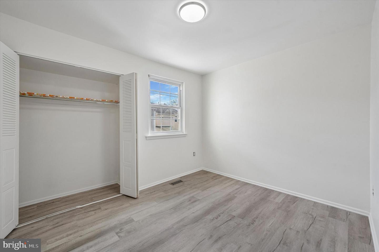 8410 Lyons Pl Property Photo 18