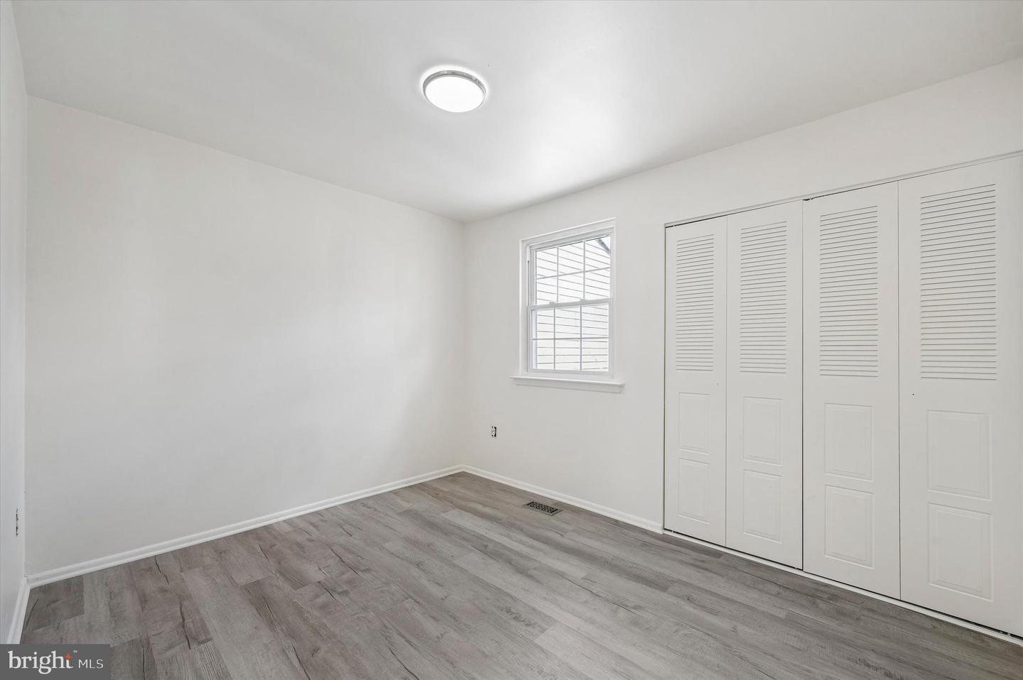 8410 Lyons Pl Property Photo 20