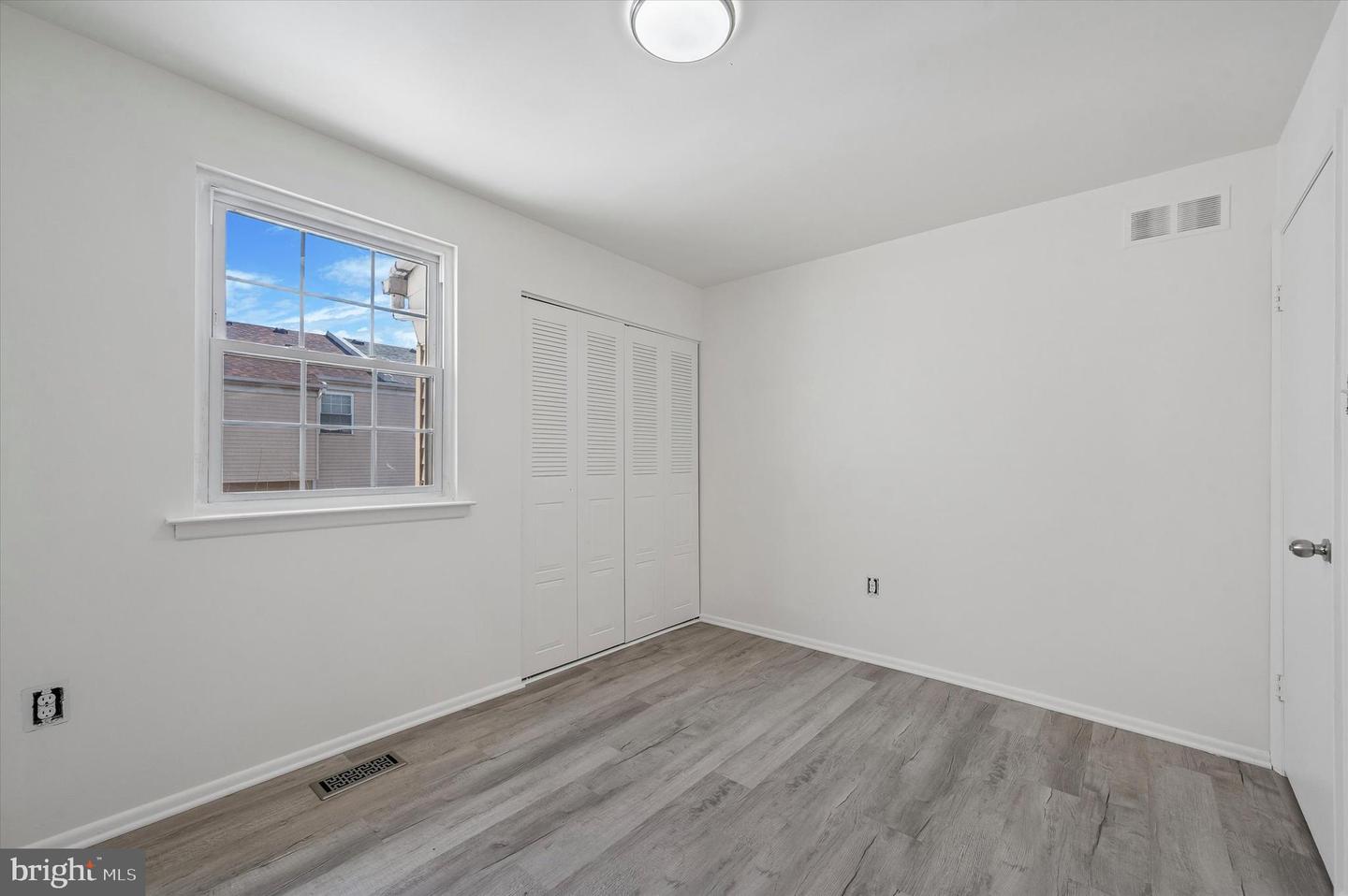 8410 Lyons Pl Property Photo 21