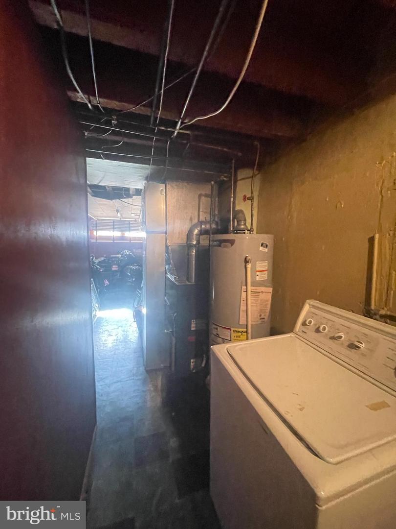 1245 Hale St Property Photo 14