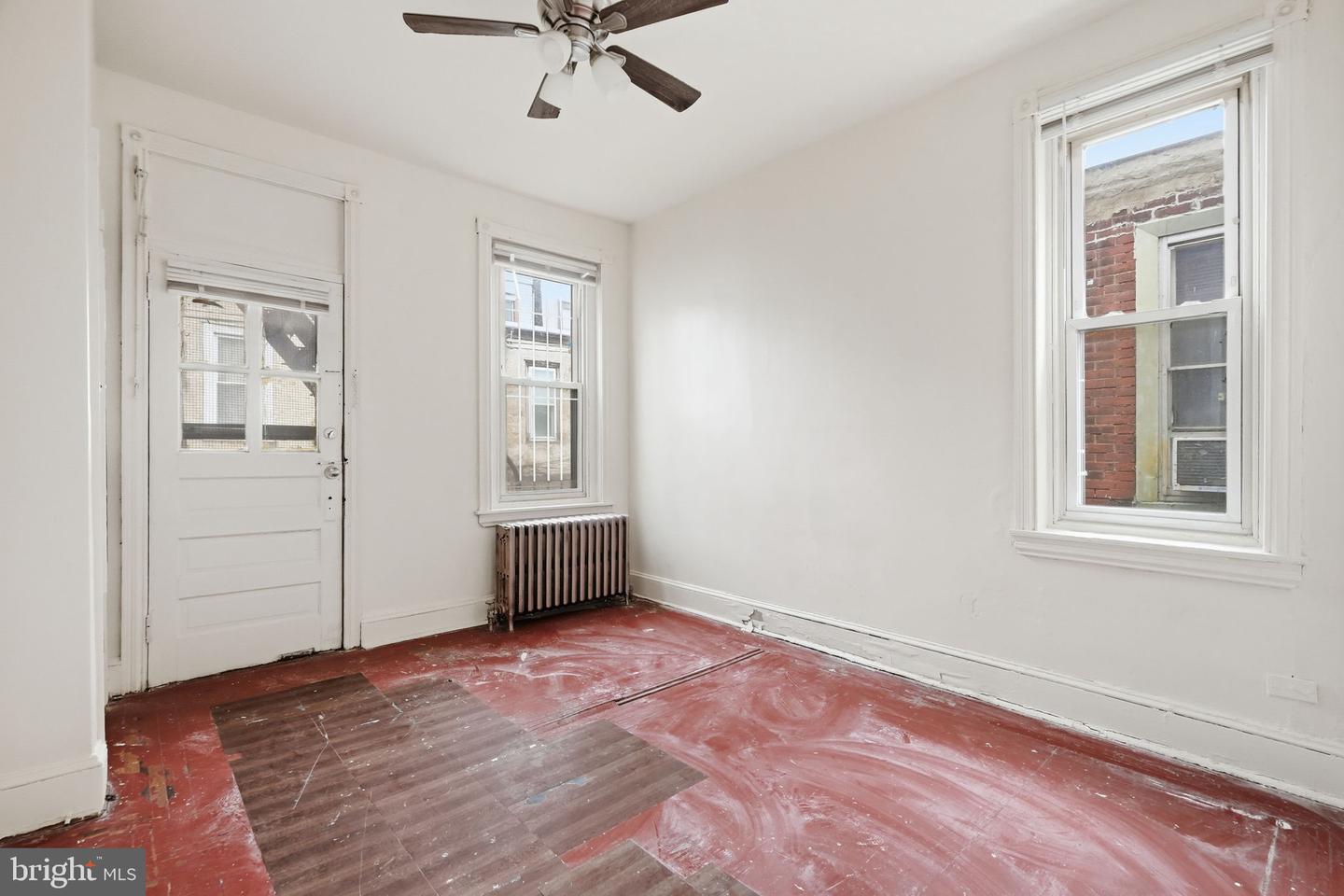 3716 N Carlisle St Property Photo 3