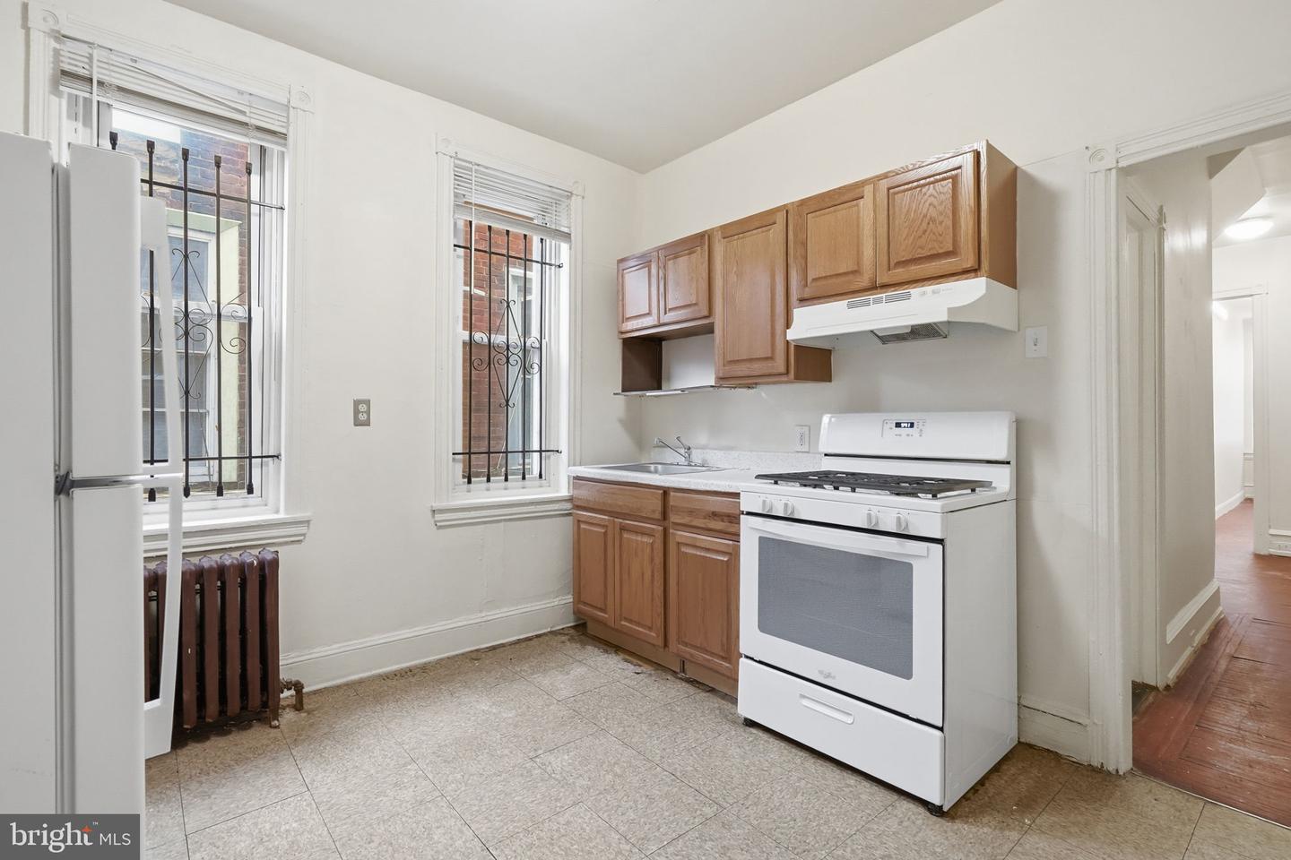 3716 N Carlisle St Property Photo 6