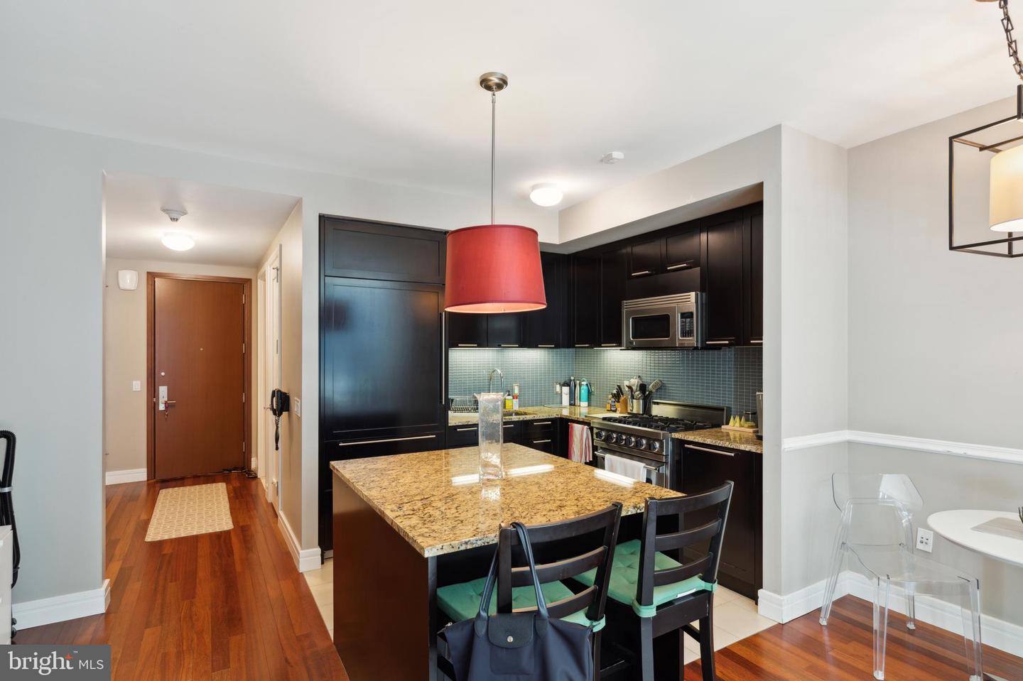 1414 S Penn Sq #16g Property Photo 5