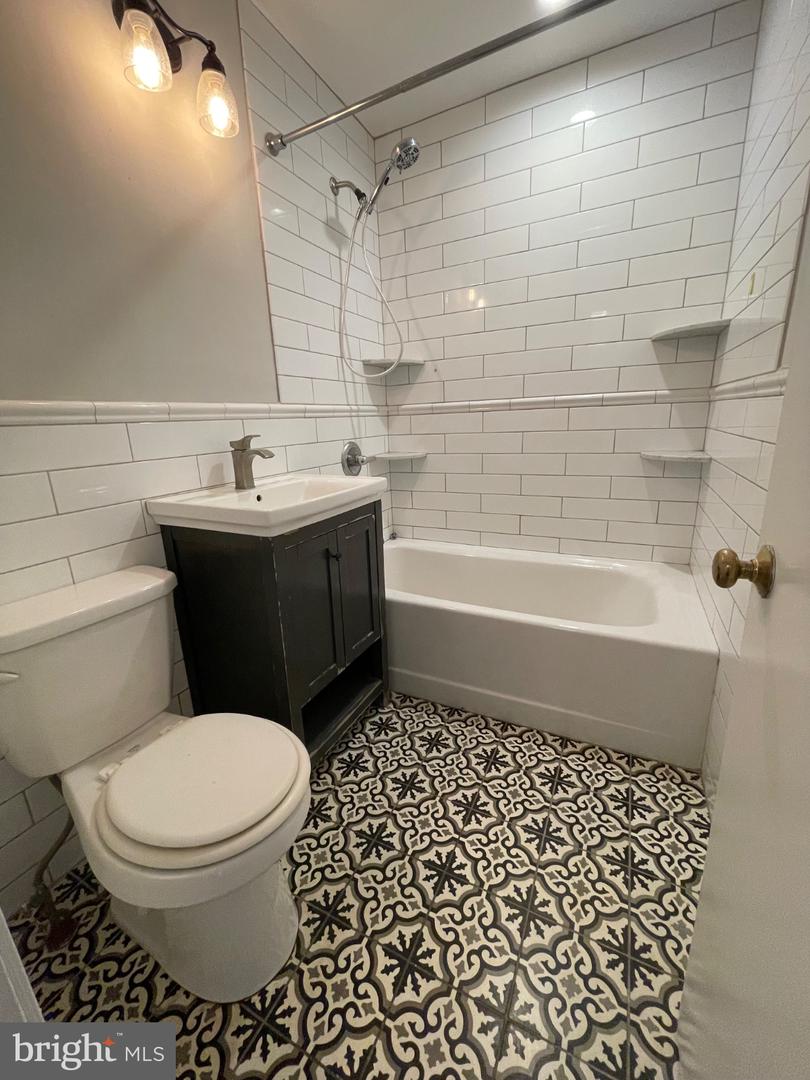 310 Ripka St Property Photo 16