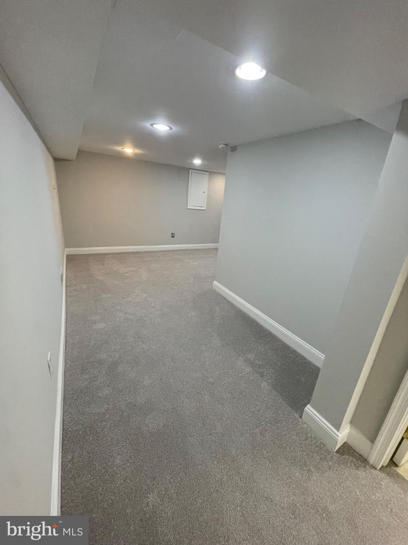 310 Ripka St Property Photo 17