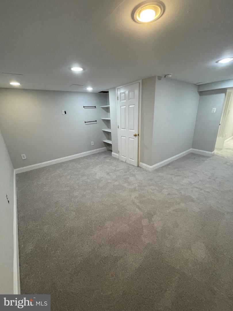 310 Ripka St Property Photo 19