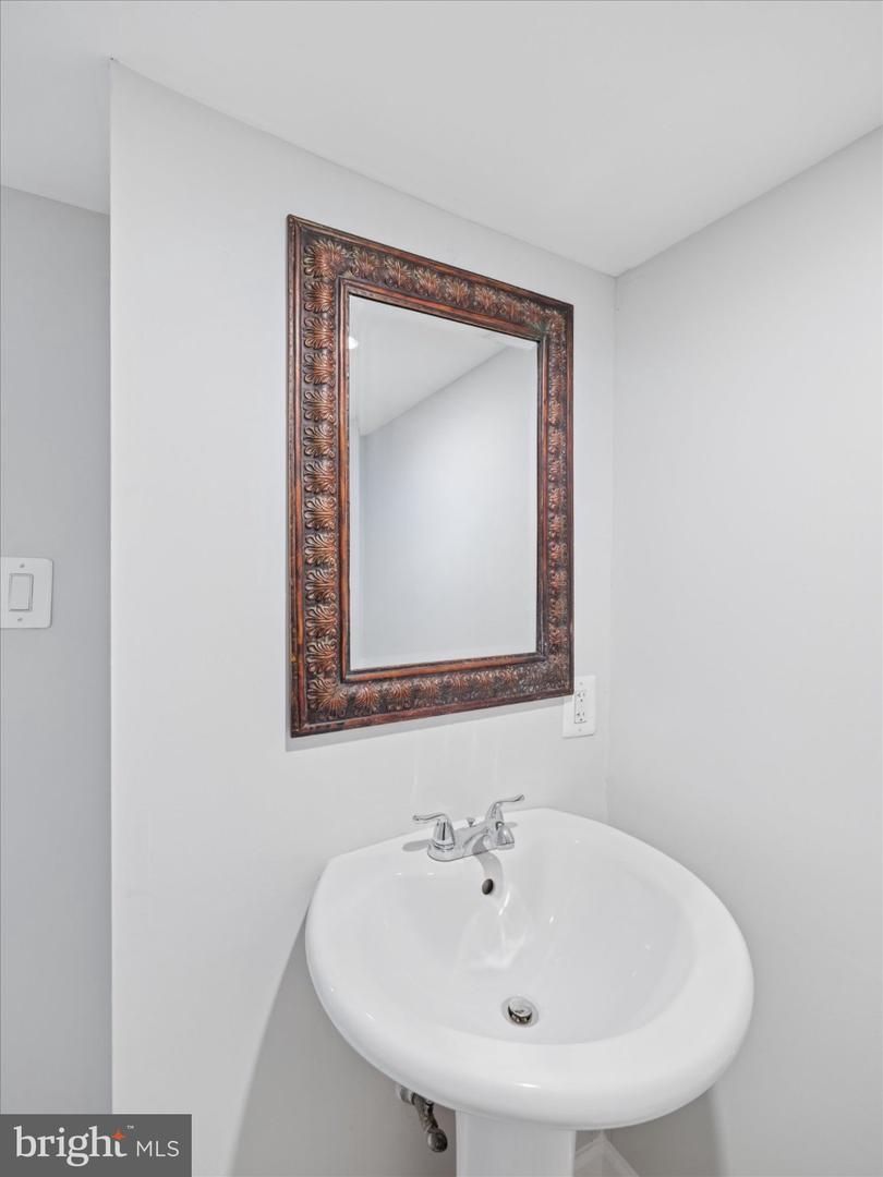 310 Ripka St Property Photo 27
