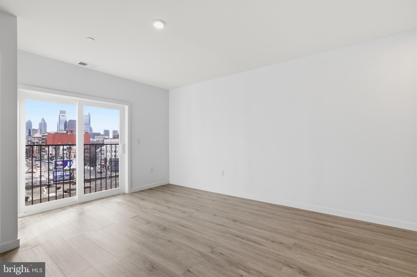 915 N Broad St #606 Property Photo 10
