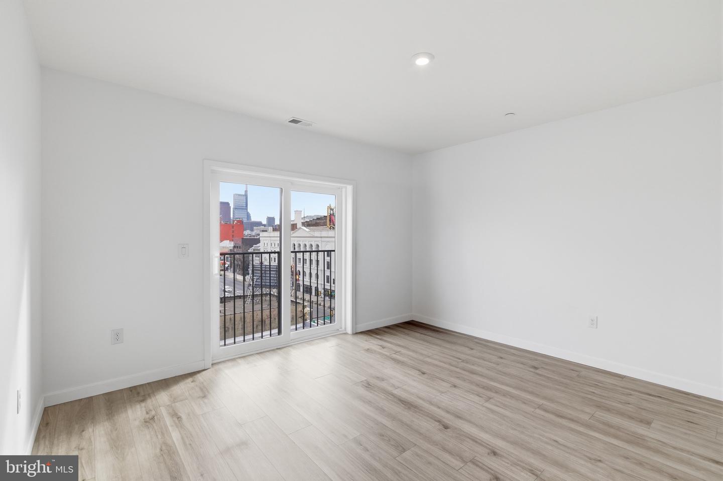 915 N Broad St #606 Property Photo 12