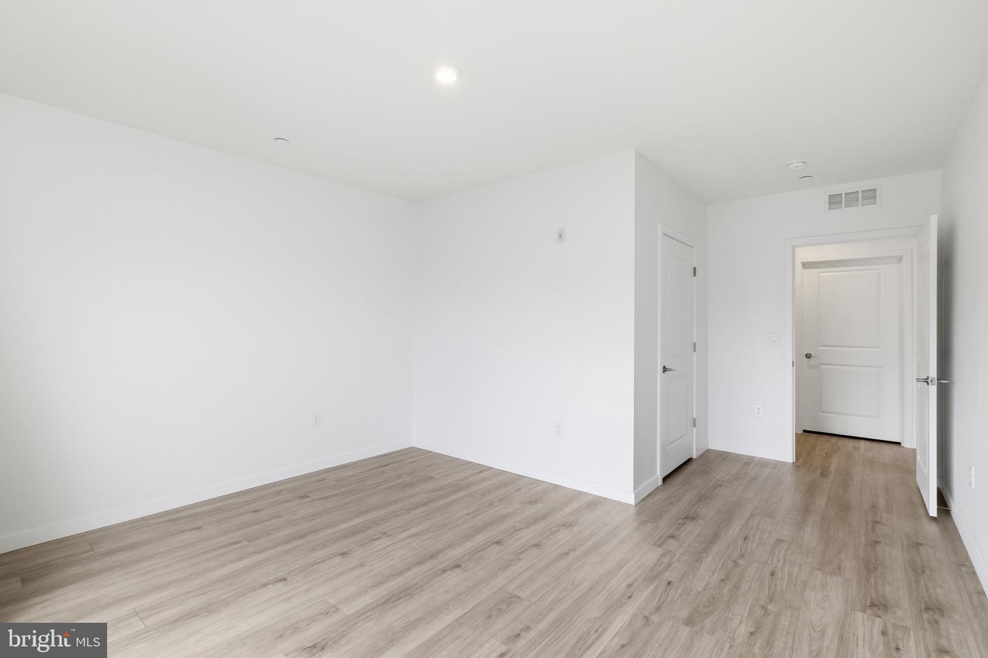 915 N Broad St #606 Property Photo 13