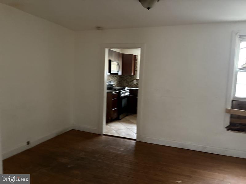 5963 Palmetto St Property Photo 5