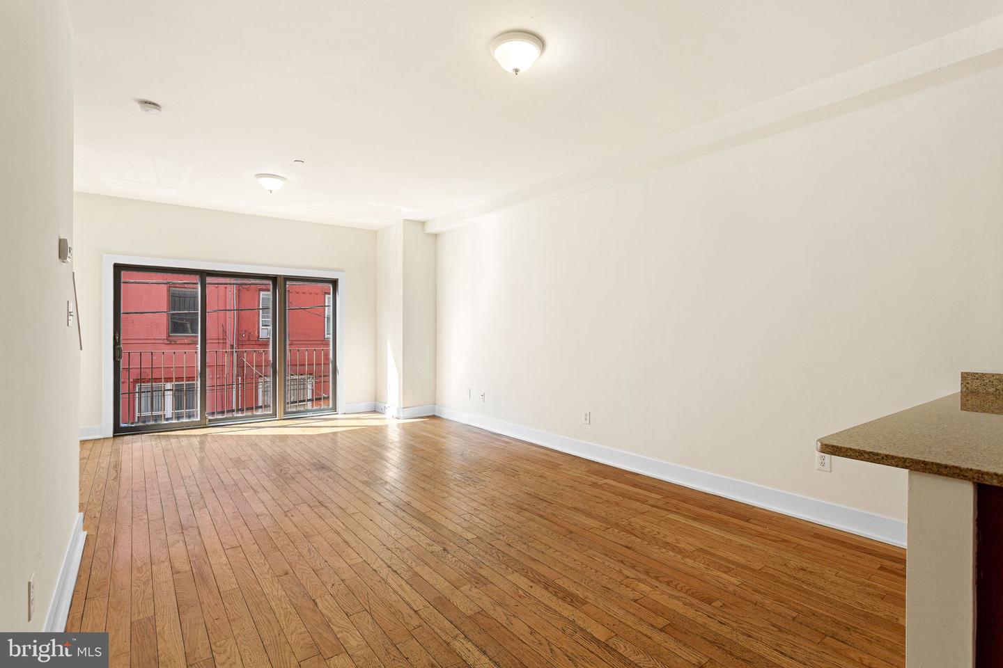 1921 N Gratz St Property Photo 5