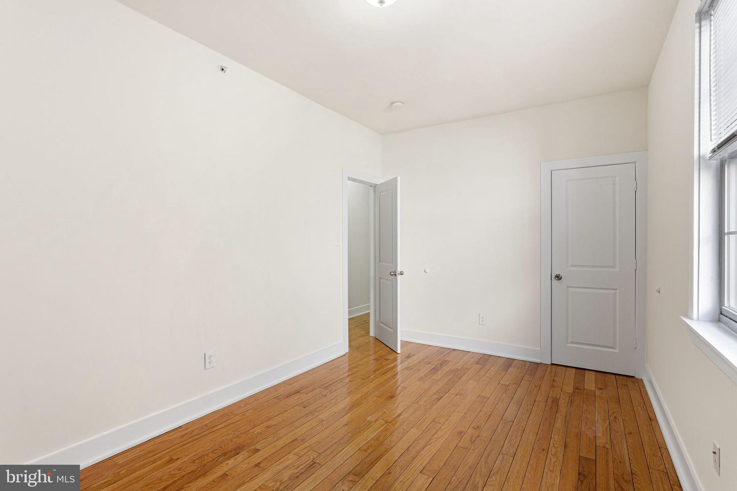 1921 N Gratz St Property Photo 8