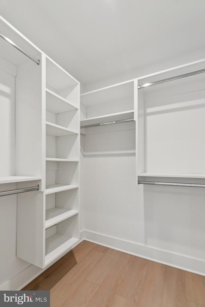 20-30 W Allens Ln #214 Property Photo 12