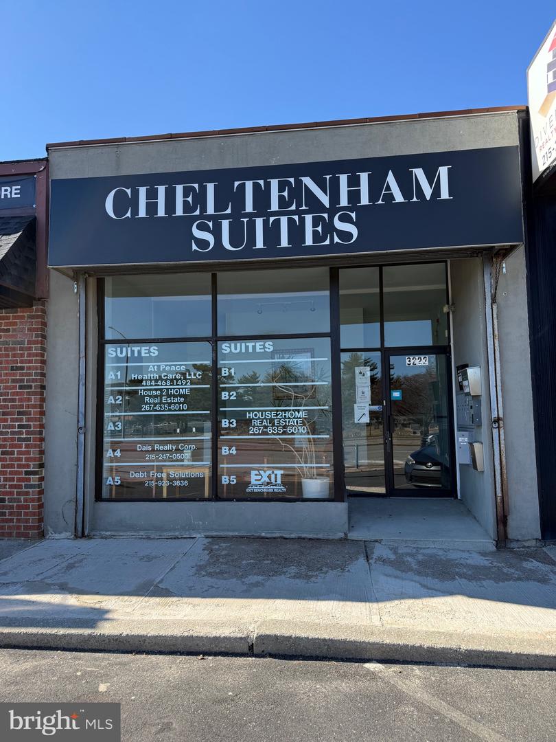 3222 W CHELTENHAM AVE #B2 Property Photo 1