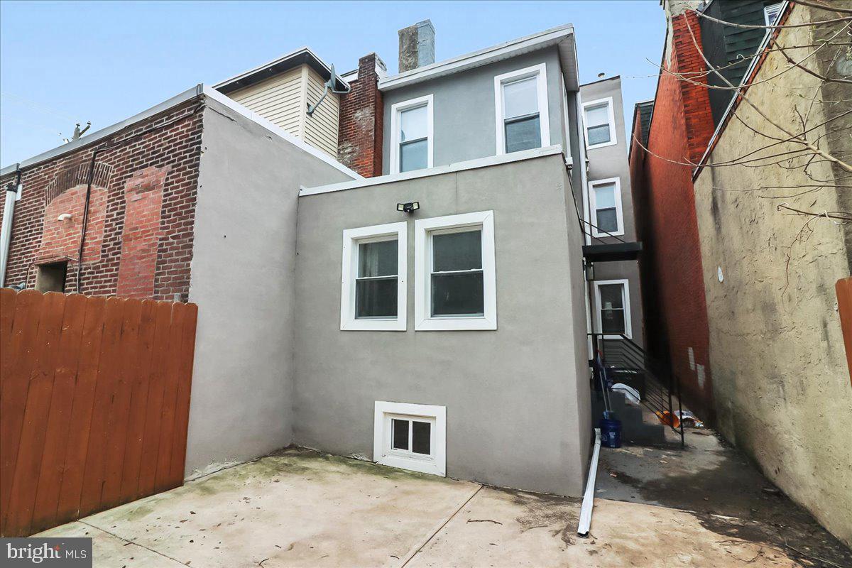 4125 Parrish St Property Photo 24
