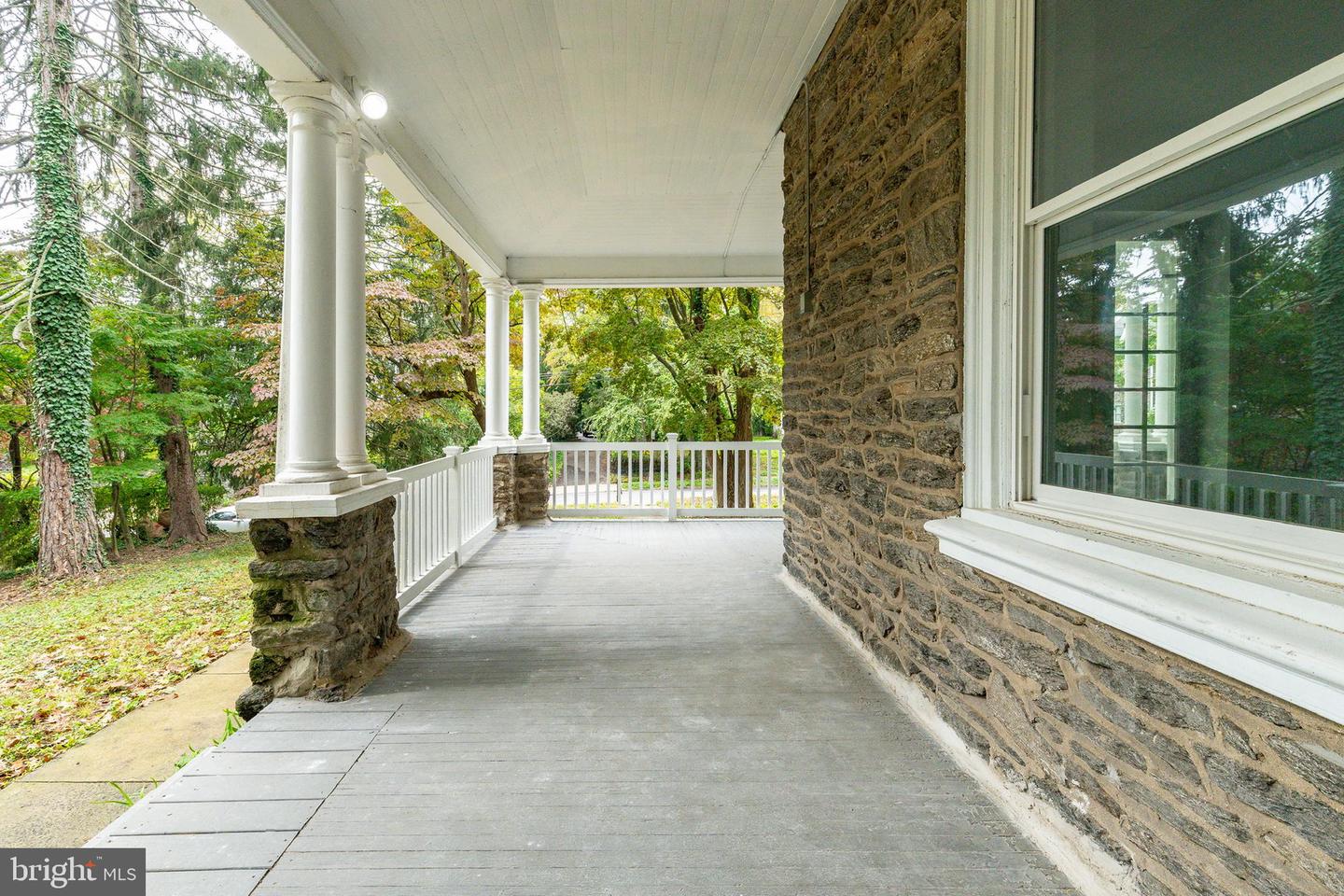 6623 Mccallum St Property Photo 9