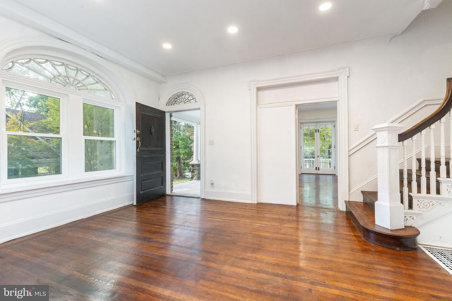 6623 Mccallum St Property Photo 10