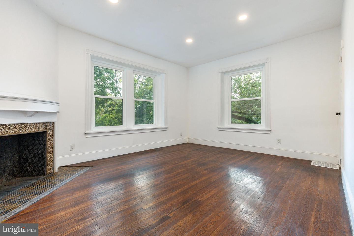 6623 Mccallum St Property Photo 28