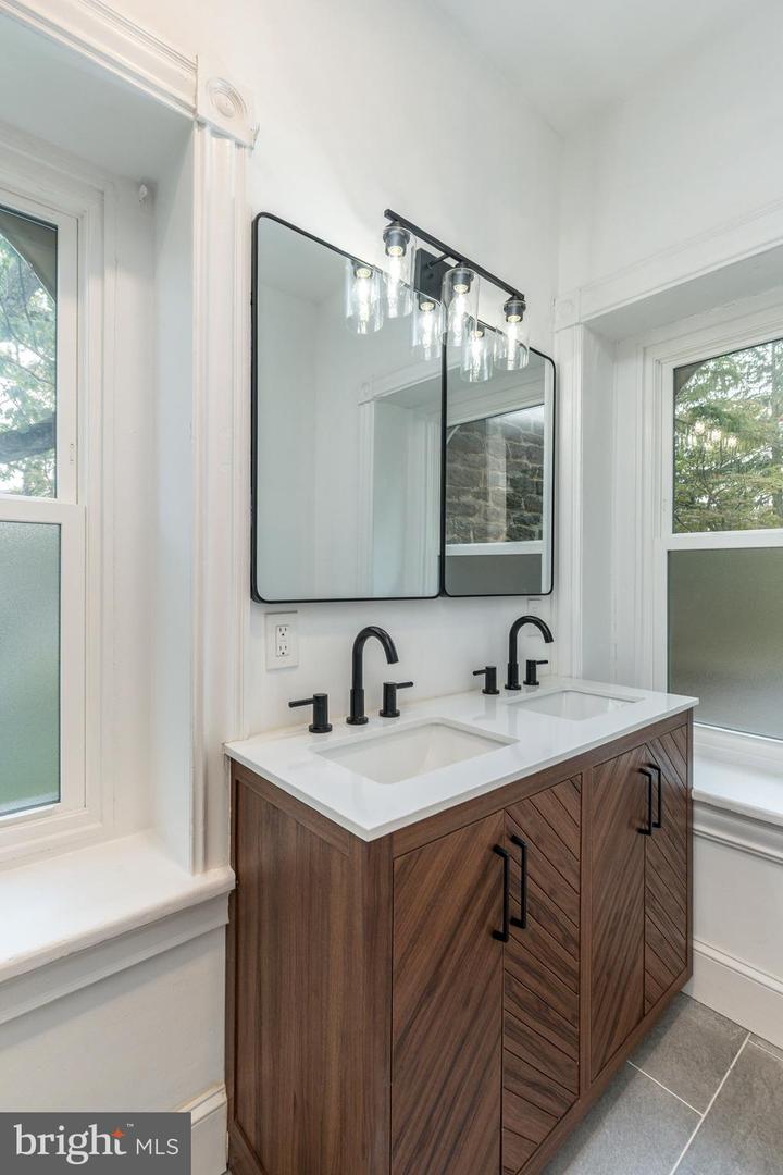 6623 Mccallum St Property Photo 35